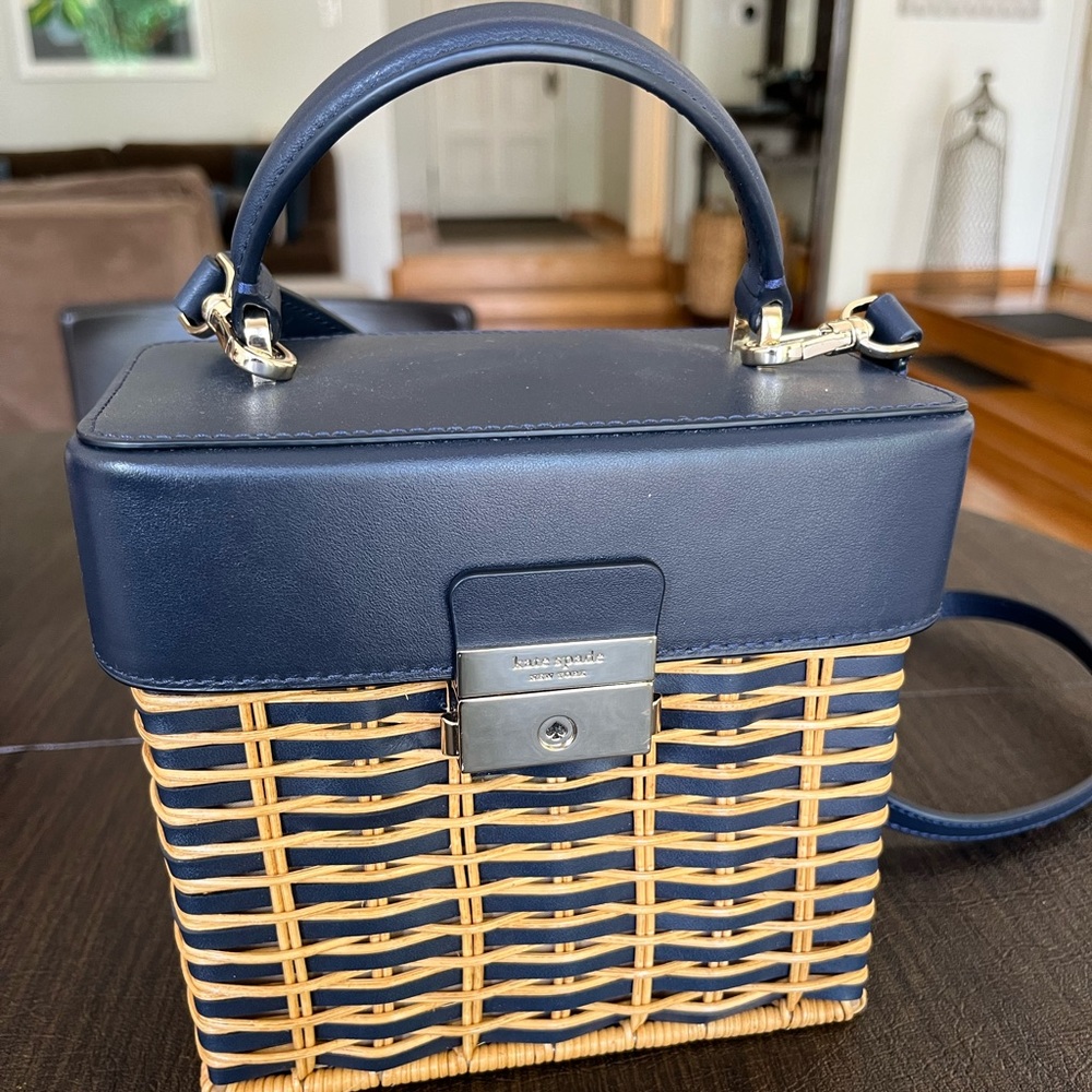 Kate Spade Wicker handbag - mint condition